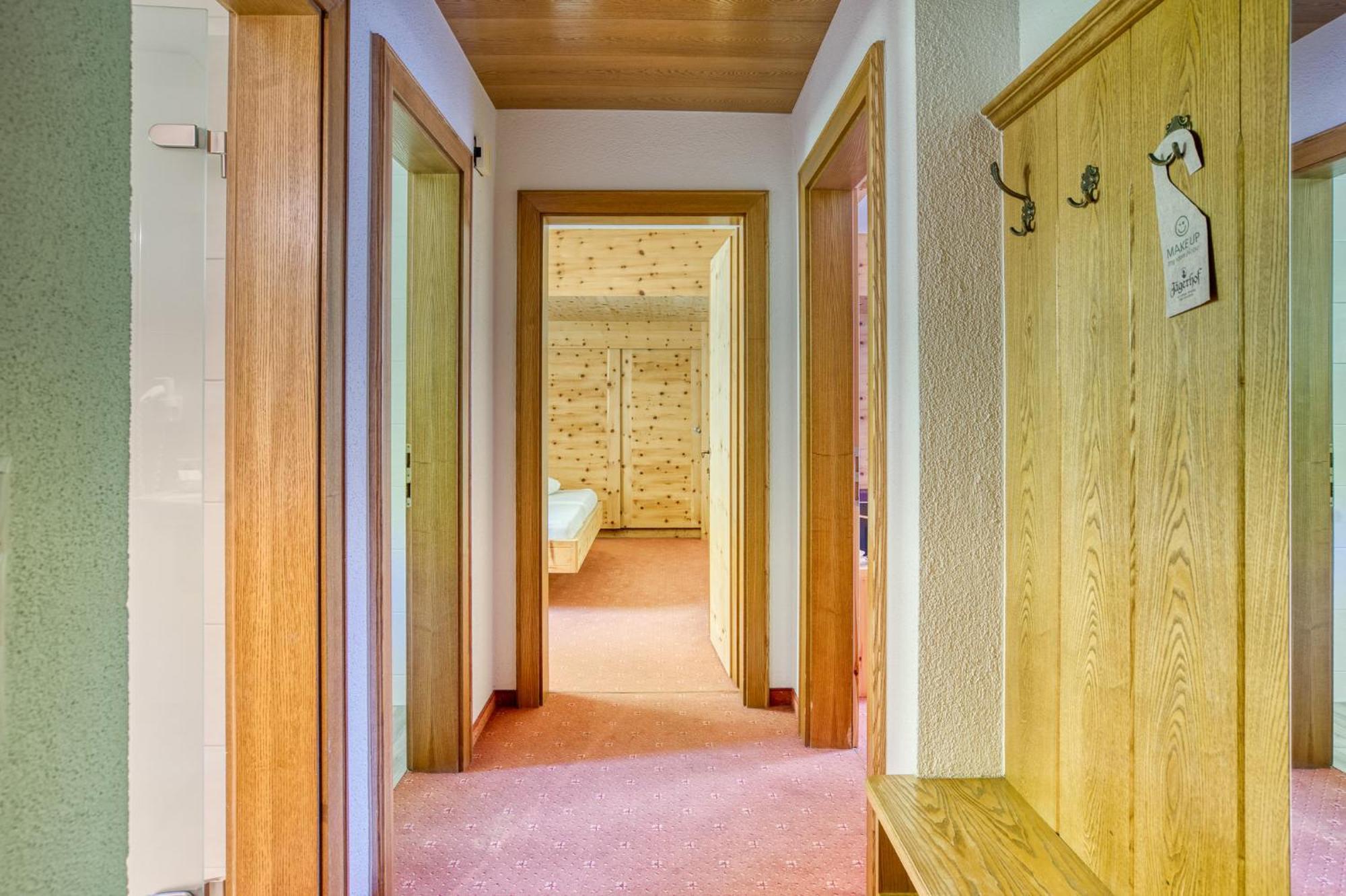 Hotel Jaegerhof Oetz Room photo